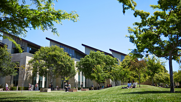 Campus photo of the Learning Commons