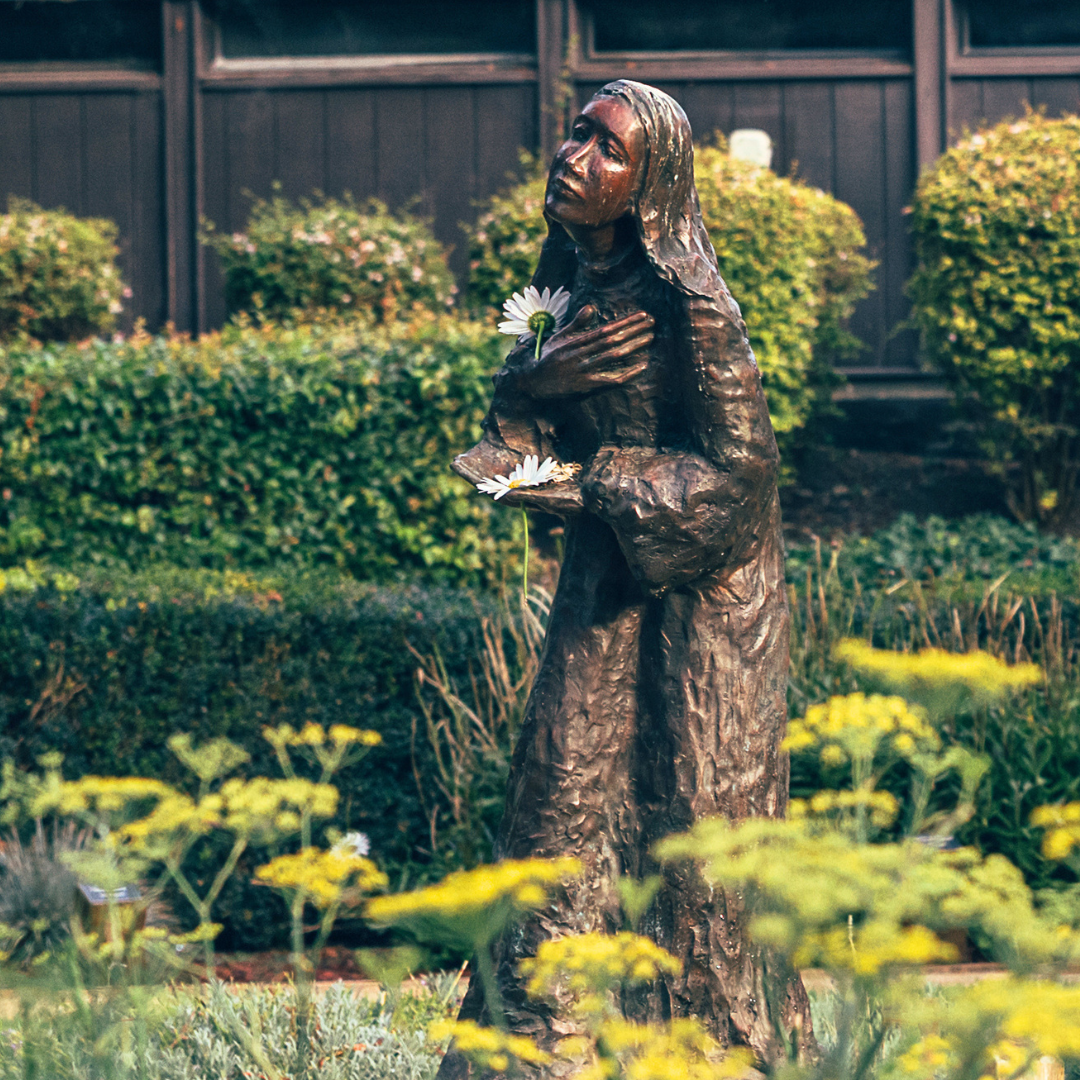 Saint Clare statue on SCU campus