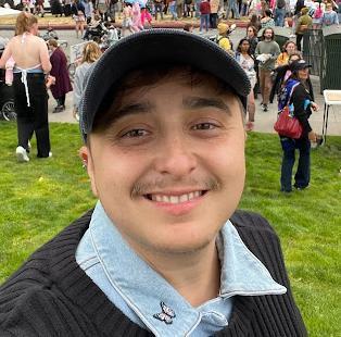 A selfie photo of Nic