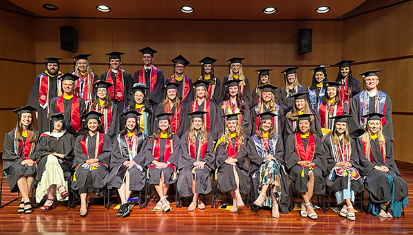 Phi Beta Kappa initiates graduation photo
