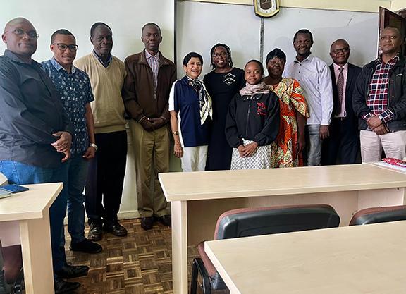 Aparajita Nanda With the Dean, Faculty and students at the University of Nairobi, Kenya