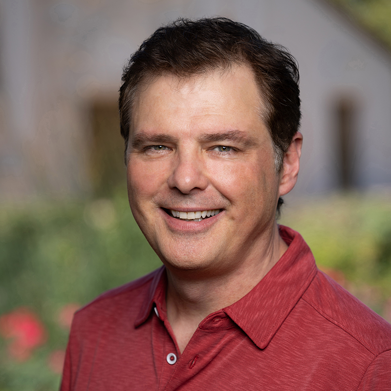 Jason Wolos headshot