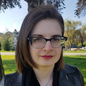 Maggie Levantovskaya headshot
