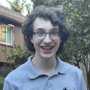 Headshot of Noah Bruening