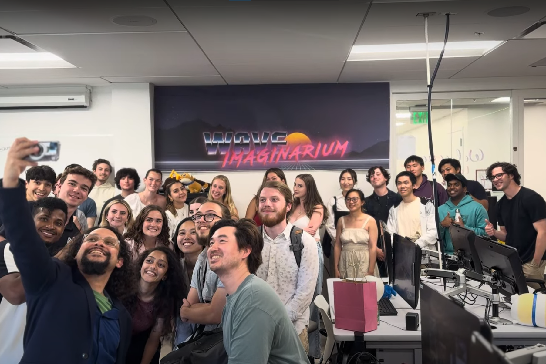 UMich students visiting Imaginarium 