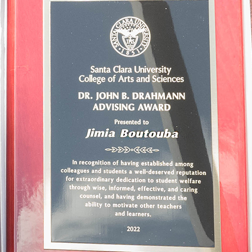 2022 Drahmann Advising Award image link to story