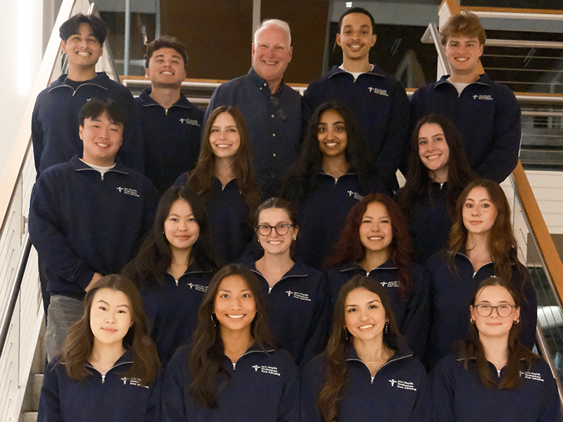 Health Advising Peer Advisors with Dr. McNelis 