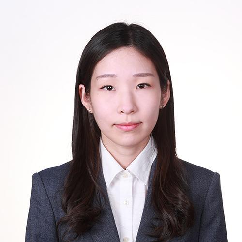 I Sil Yoon Headshot