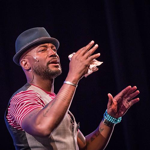 Taye Diggs 