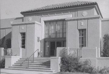 View of de Saisset Museum in 1956, one year after it opened. 