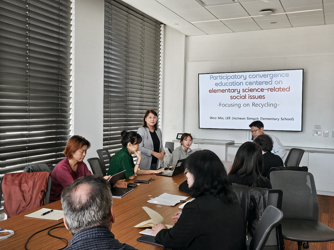 Dr. Won Jung Kim welcomes educators from Korea to campus for a science education workshop.