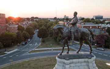 Robert E Lee Statue