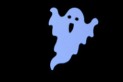 Ghost (by creepyhalloween images via Creative Commons: https://www.flickr.com/photos/halloweenstock/7910763214)