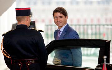 Canadian Prime Minister Justin Trudeau arrives at the G-7 summit in Biarritz, France, Sunday, Aug. 25, 2019. (AP Photo/Andrew Harnik)