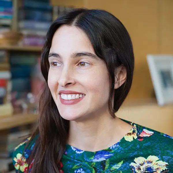 Donna Freitas portrait