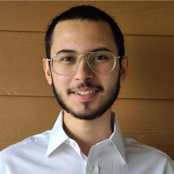 Ignatian Fellow Daniel Antillon