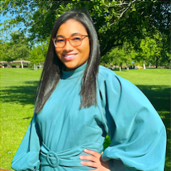 Haley Howard Valedictorian 2021 image link to story