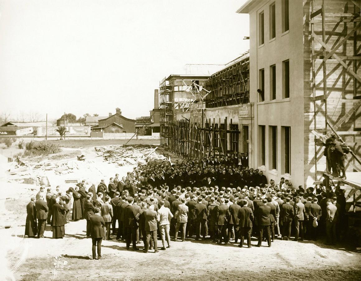 Photo from 1923 of Kenna Hall construction
