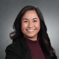 Stephanie Vu headshot