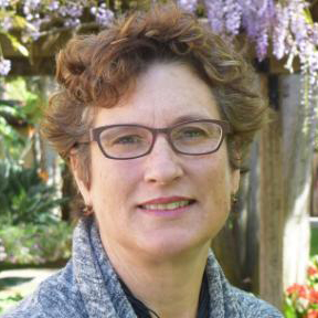 Leslie Gray