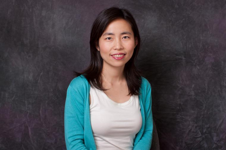 Assistant Professor of Marketing Savannah Wei Shi Head Shot