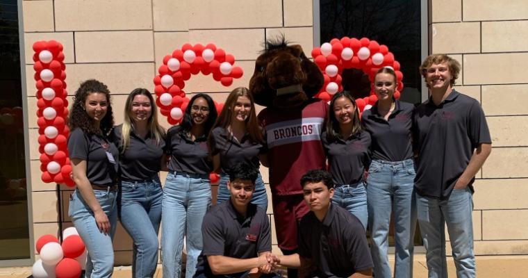 Leavey Ambassadors with Bucky