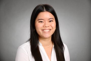 Rachel Lambros '24 