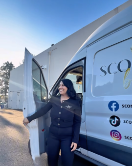 Jaqueline Mobile Store