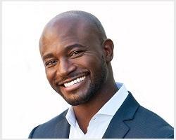 Head shot of actor Taye Diggs.