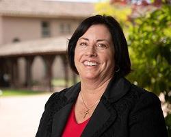 Portrait of Lisa Kloppenberg.