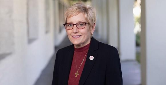 Headshot of Julie Sullivan