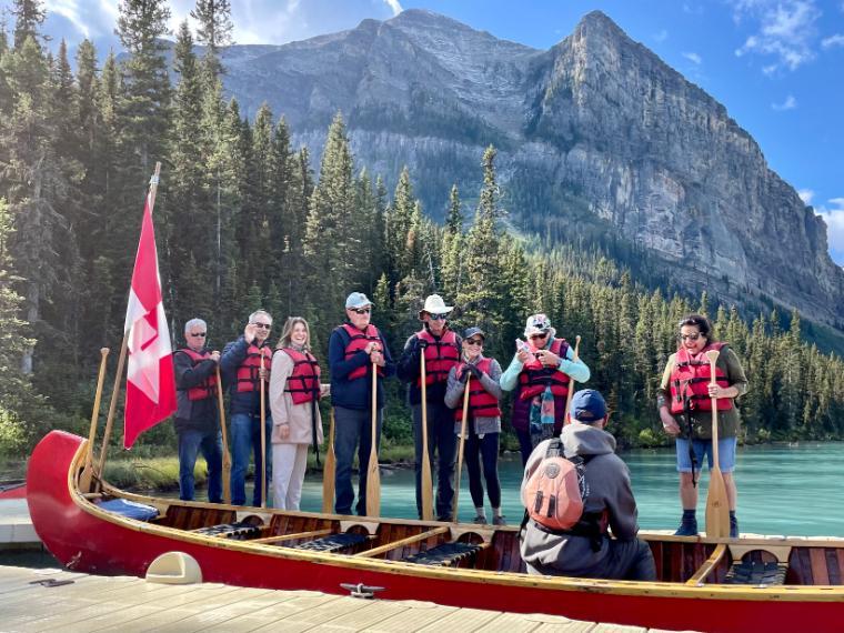 Fellows Travel: Group Canoe Pic
