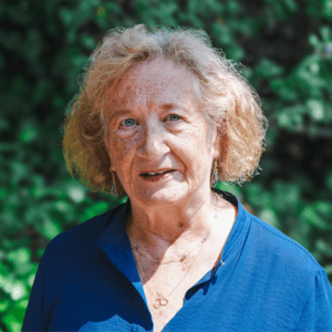 Gina-Hens-Piazza square 300x300