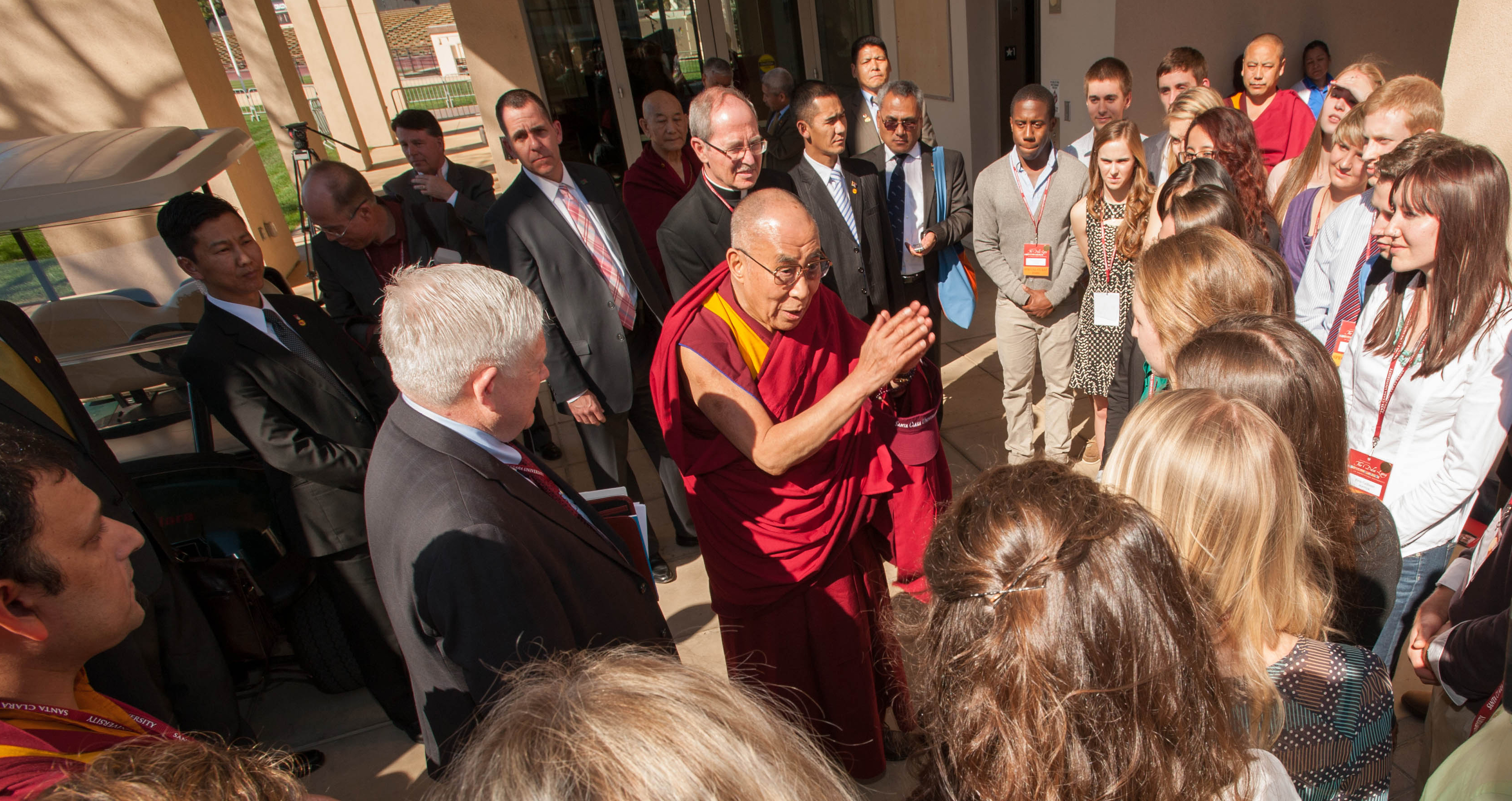 Dalai Lama shares with Johnson Scholars and honors students. 