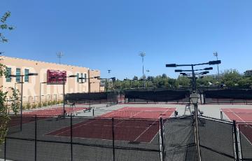 Degheri Tennis Center - nice