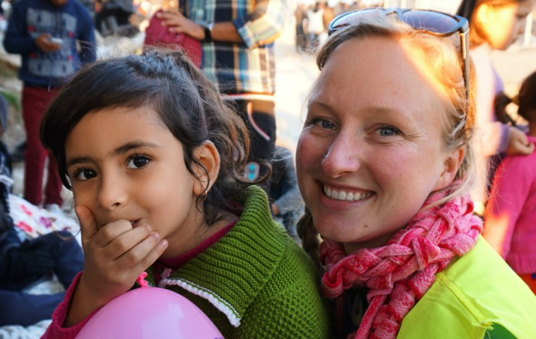 Alumna Colleen Sinsky in Lesvos, Greece, Dec. 2015 image link to story