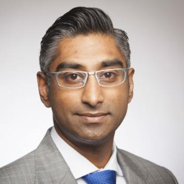 Associate Professor of Constitutional and Immigration Law 