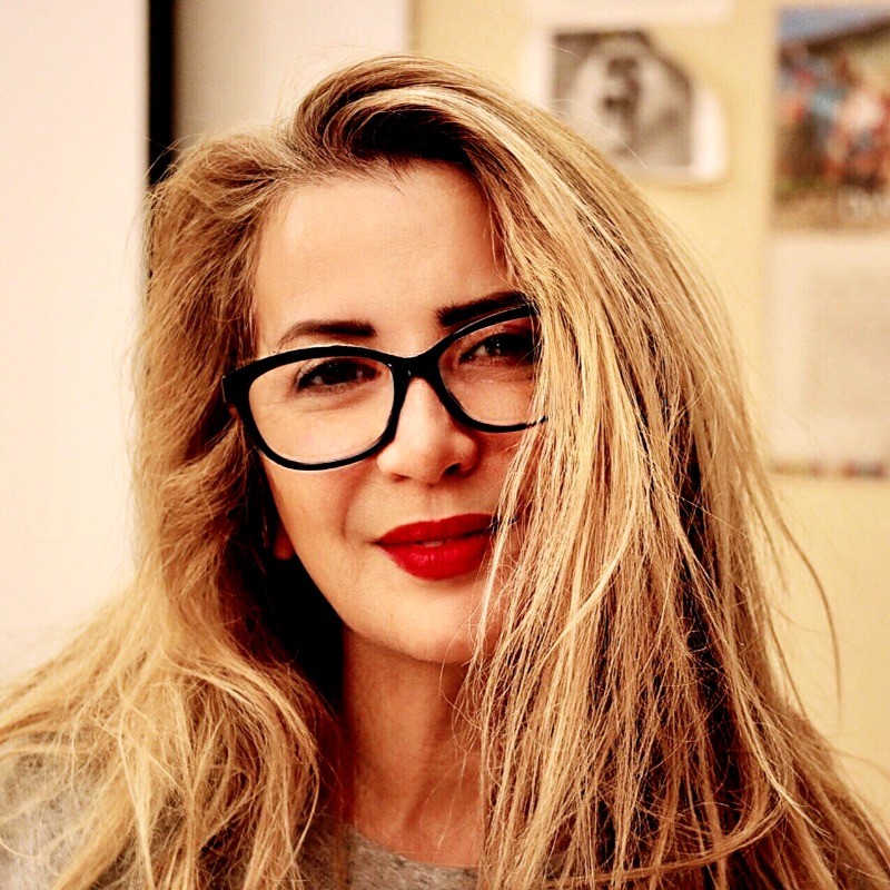 A photo of graduate student Manizheh Zand