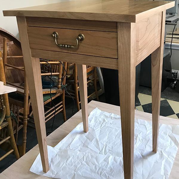Wooden table by hobbyist Gary Macy. image link to story