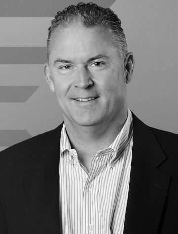 Headshot for alumnus Stephen Cartt MBA 91 image link to story