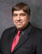 Professor of Finance Atulya Sarin Head Shot